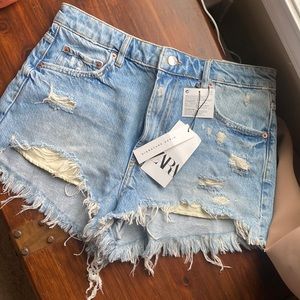 Zara jean shorts, size 8